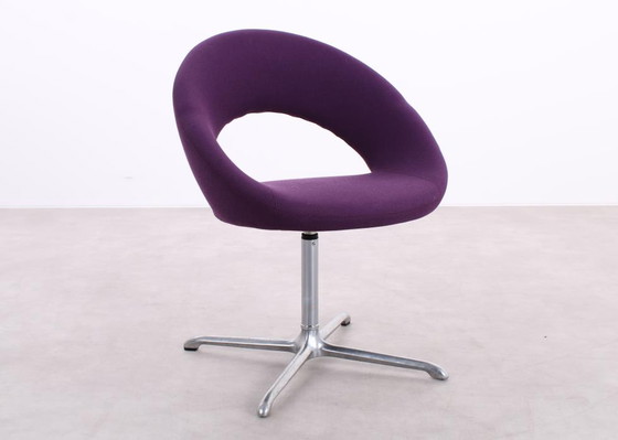 Image 1 of Artifort Nina fauteuil paars