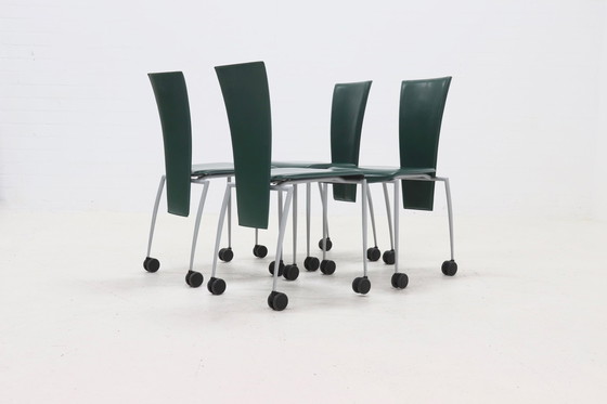 Image 1 of 4 x postmoderne Arper eetkamerstoelen