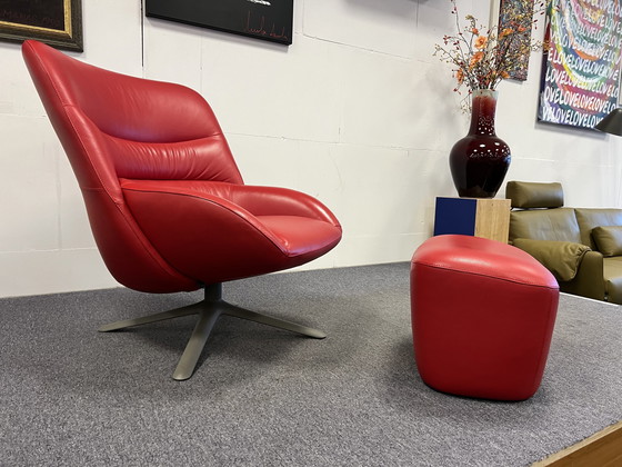 Image 1 of Leolux Hilco Draai fauteuil + poef Rood