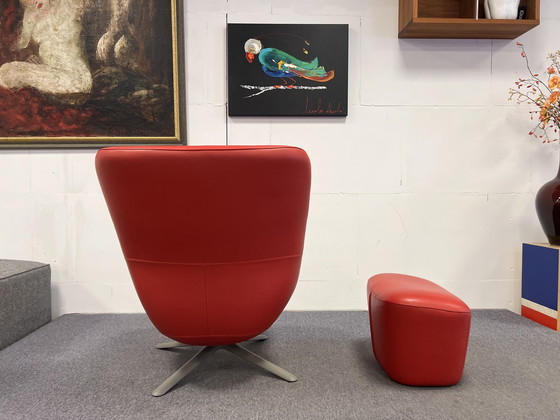 Image 1 of Leolux Hilco Draai fauteuil + poef Rood