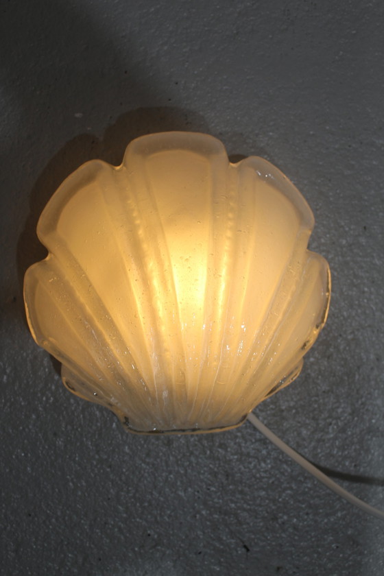 Image 1 of Vintage wandlamp schelp Glashutte Limburg