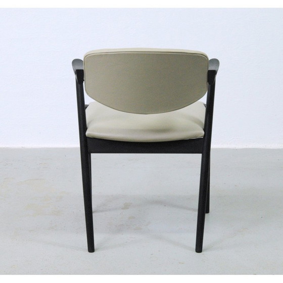 Image 1 of Set van 8 vintage eikenhouten stoelen met bekleding van Kai Kristiansen