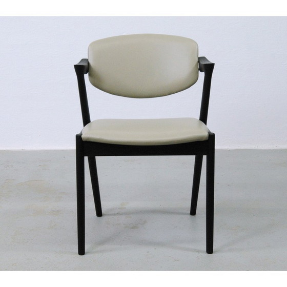 Image 1 of Set van 8 vintage eikenhouten stoelen met bekleding van Kai Kristiansen