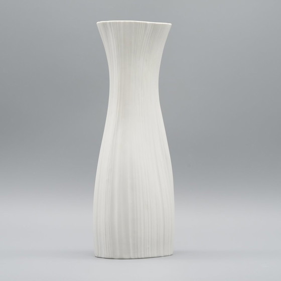 Image 1 of Martin Freyer Rosenthal Studio-Line Iconic Plissée Bisque porseleinen vaas 27cm