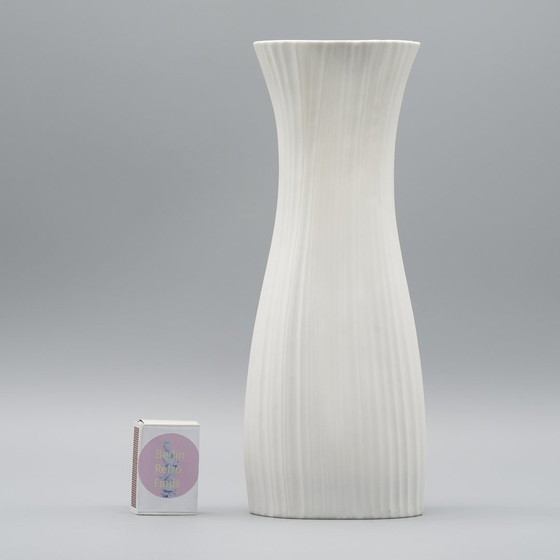 Image 1 of Martin Freyer Rosenthal Studio-Line Iconic Plissée Bisque porseleinen vaas 27cm