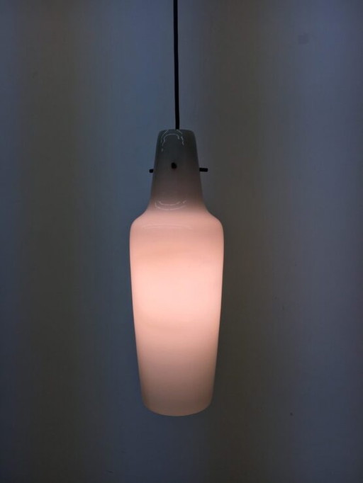 Hanglamp van grijs glas uit de Mid Century - 1960