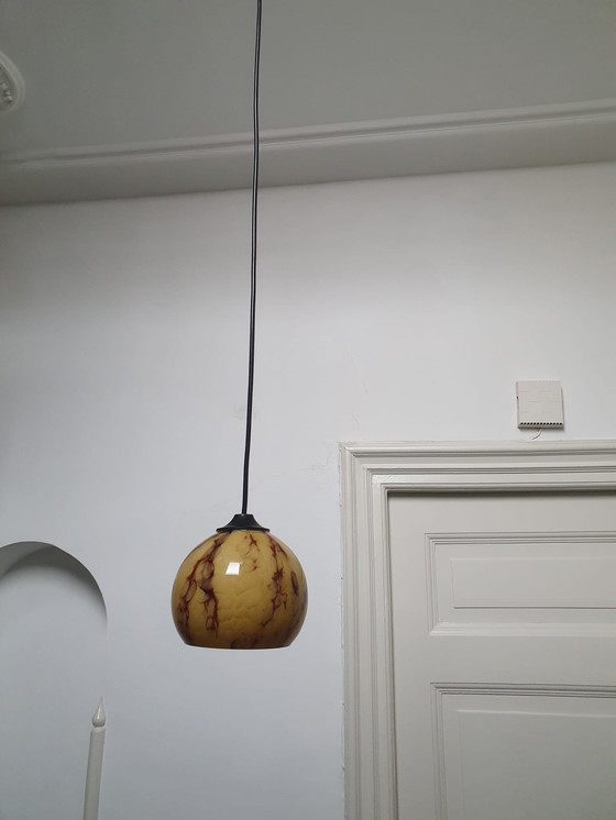 Image 1 of Art deco / mid century hanglamp gemarmerd tortoise shell patroon