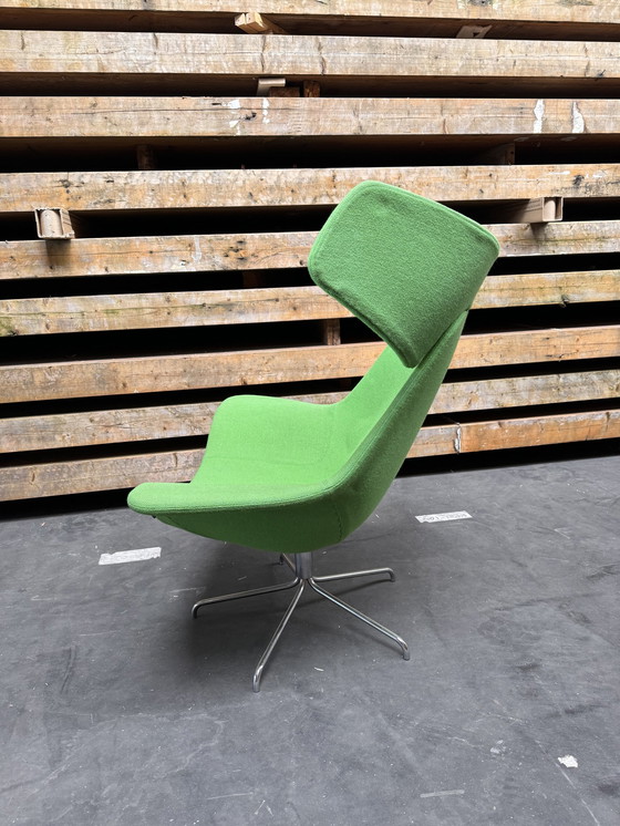 Image 1 of Offecct Oyster fauteuil  Michael Sodeau