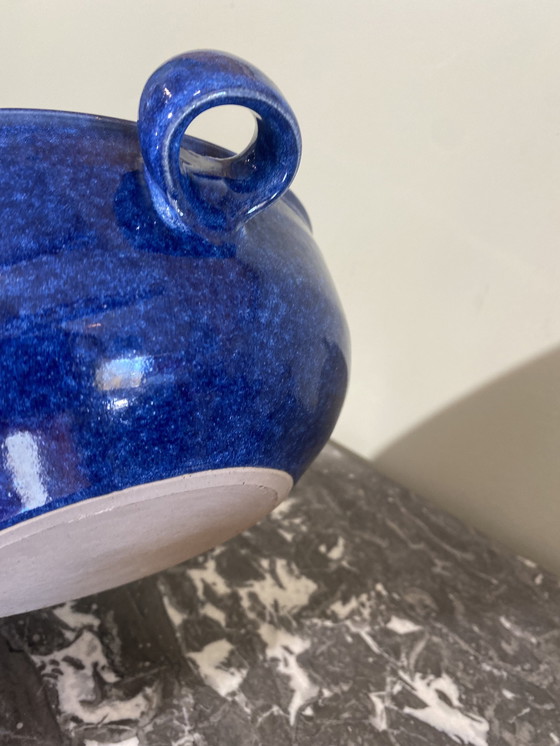 Image 1 of Blauw geglazuurd aardewerk schotel