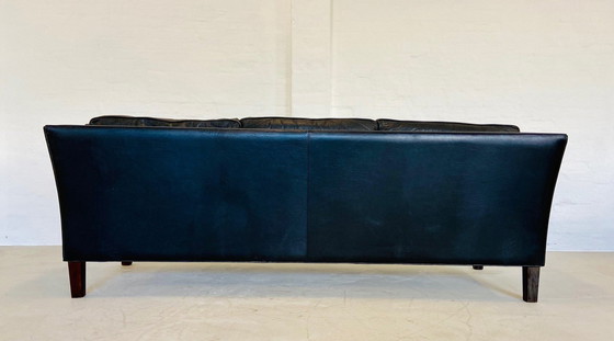 Image 1 of Deense Mid Century Vintage Mogens Hansen Zwart Leren Sofa