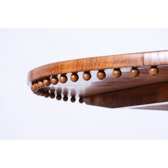 Image 1 of Vintage Oostenrijkse Biedermeier walnoten ronde eettafel, 1820