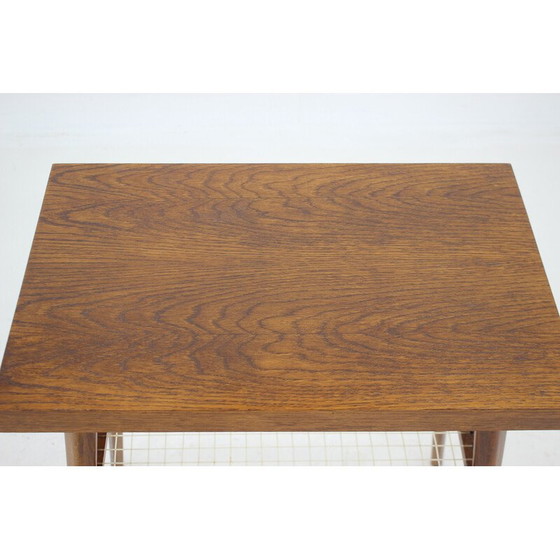 Image 1 of Vintage eikenhouten bijzettafel, Tsjecho-Slowakije 1960