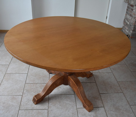 Image 1 of Oude Houten Eetkamer Set - Met Geborduurde Stoelen