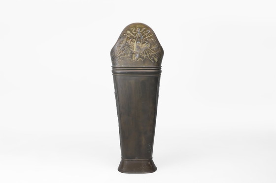 Image 1 of Een antieke rustieke sierlijke paraplubak in koper, Frankrijk 1900