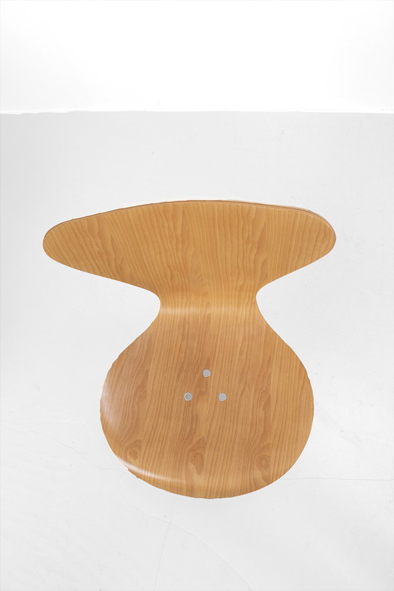 Image 1 of Arne Jacobsen series 7 vlinderstoel