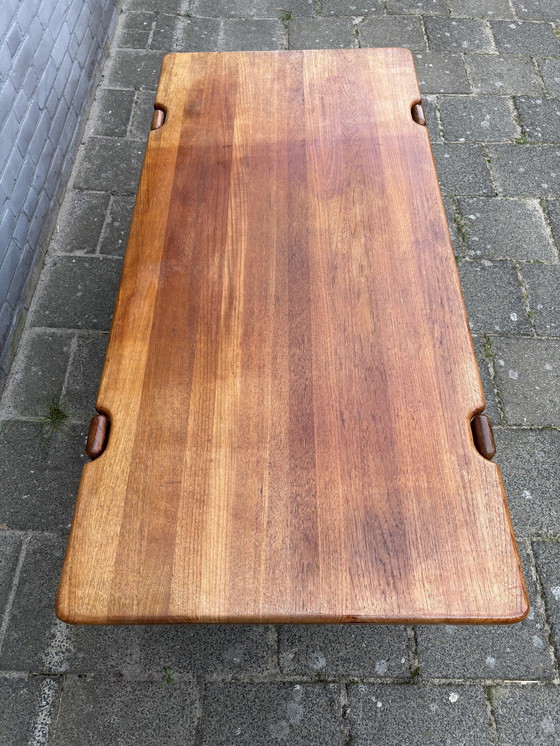 Image 1 of Deense Vintage Salontafel Teakhout Niels Bach