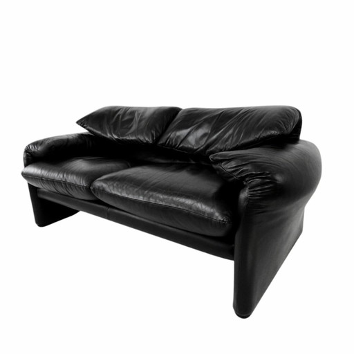 Cassina Maralunga bank leer zwart