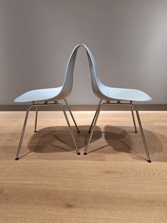 Image 1 of Vitra 3  Eames Dsx  Design Stoelen