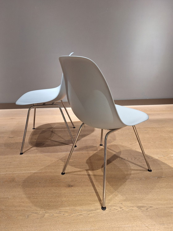 Image 1 of Vitra 3  Eames Dsx  Design Stoelen