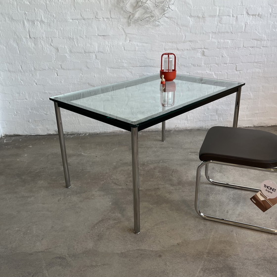 Image 1 of Cassina - Lc 10 P tafel - kristalglas