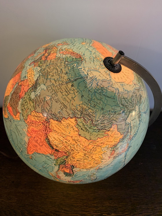 Image 1 of Vintage Verlichte Scan-Globe Uit 1972