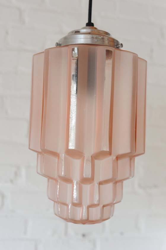 Image 1 of Art Deco Oud Roze Glazen Skyscraper Hanglamp