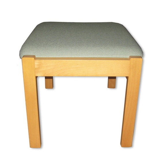 Image 1 of Fauteuil in beukenhout en wol met voetenbankje, Hans J. WEGNER - 1984