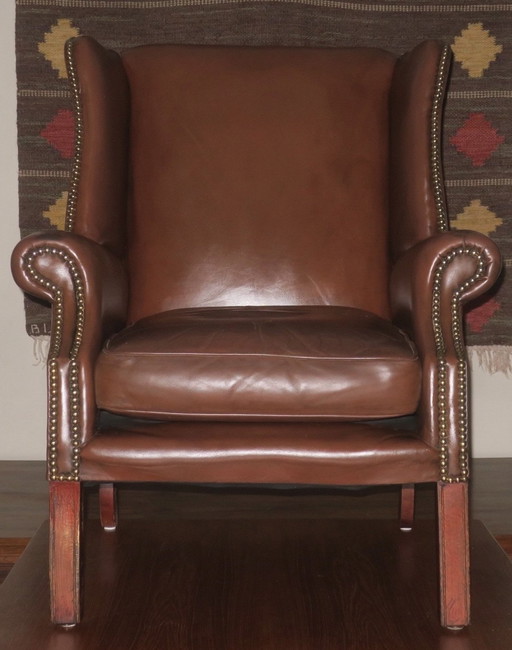 Vintage Wingback Club Chair In Leer