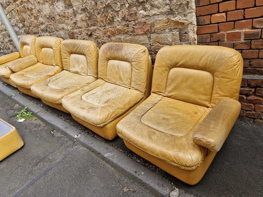 Bankstel woonkamer 5X fauteuil + salontafel 1970E jaar leer, klaar om te zittenConditie Zie de foto's