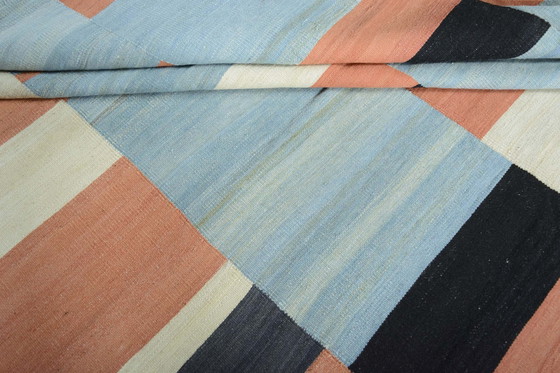 Image 1 of Handgeweven design kelim - 233 X 178 cm - Nieuw