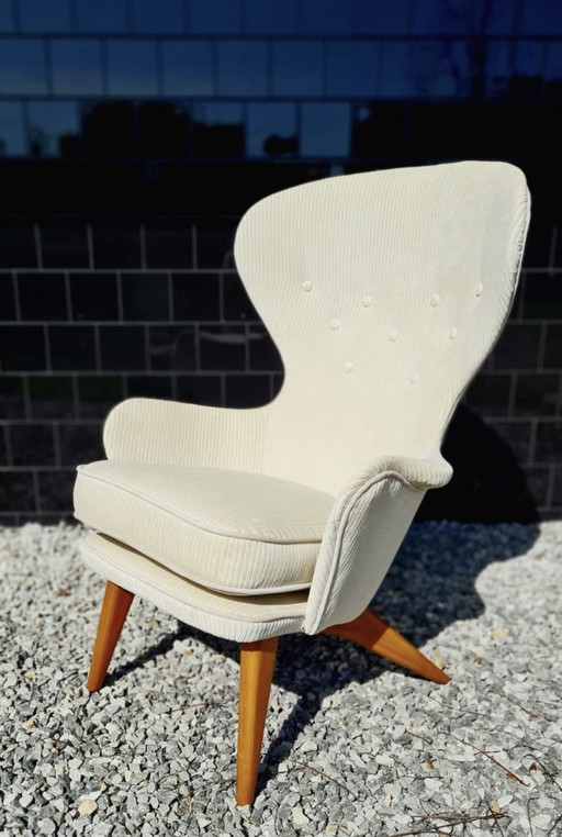 Fauteuil "Siesta" van Carl-Gustav Hiort Af Ornäs, Finland C.A 1950 In nieuw ribfluweel