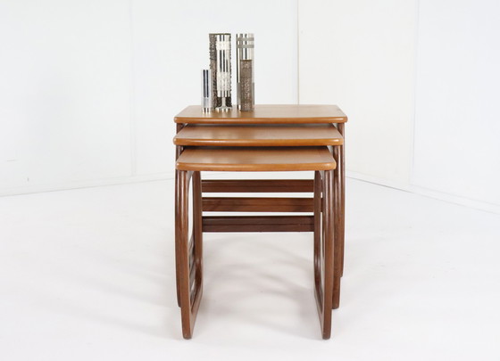 Image 1 of Set Van 3 Nathan Nesting Tables 'Umston' Vintage