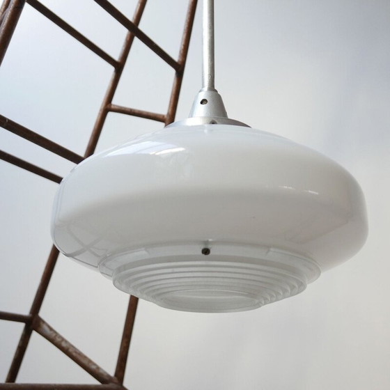 Image 1 of Vintage tweekleurige opaal glazen ophanging, holofaan, Frankrijk 1950