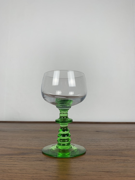 Image 1 of Set van 6 vintage wijnglazen met smaragdgroene steel
