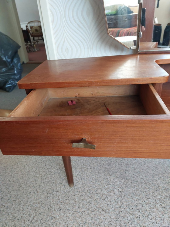 Image 1 of Vintage Kaptafel