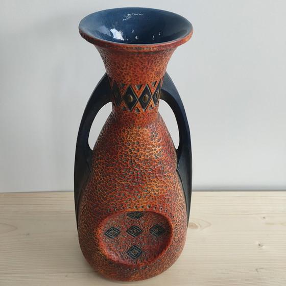 Image 1 of Set Vintage Oosterijkse 'Gothische" Keramische Amfora's Vazen 