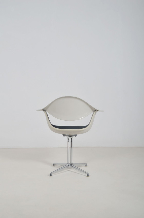 Image 1 of Eames eettafel en 5 stoelen van George Nelson voor Herman Miller, jaren '60