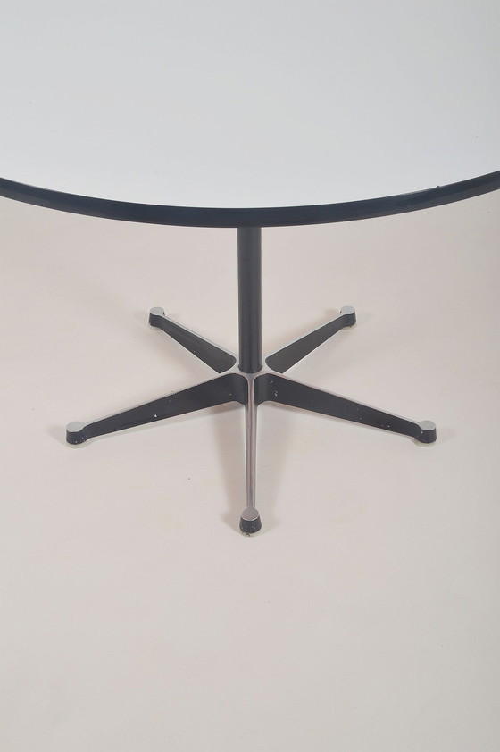 Image 1 of Eames eettafel en 5 stoelen van George Nelson voor Herman Miller, jaren '60