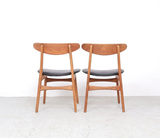 Hans Wegner Stoelen Ch30 Voor Carl Hansen & Son