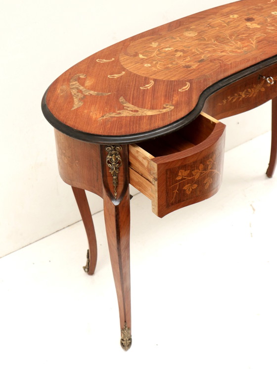 Image 1 of Louis Xv Niervormig Dressoir / Sidetable In De Stijl Van Jean François Oeben Uit De 19De Eeuw