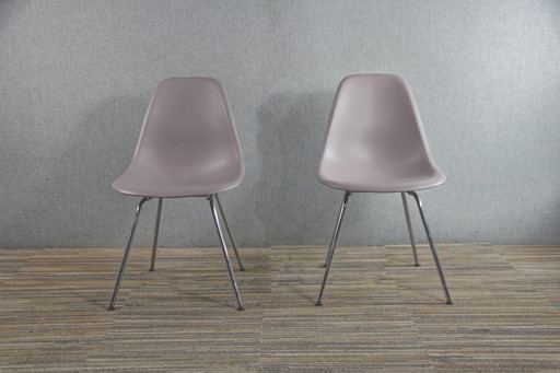 2X Dsx Charles Ray Eames Vitra Stoelen