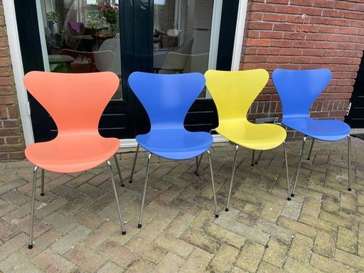 4x Fritz Hansen Vlinderstoelen Origineel