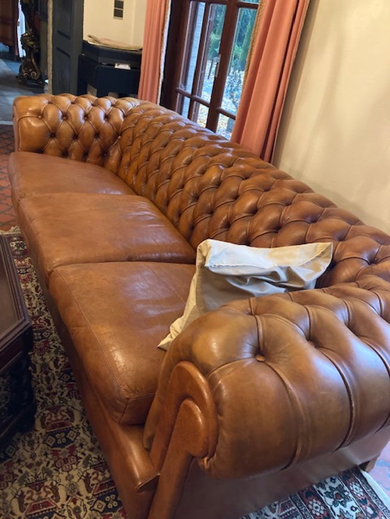 Image 1 of 3x Chesterfield sofa's