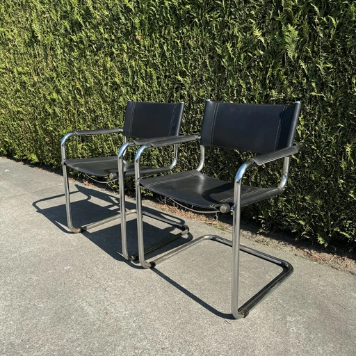 2 Bauhaus Buisframe Design Stoelen