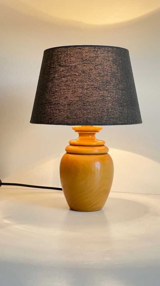 Image 1 of Lamp van massief hout en vintage stof