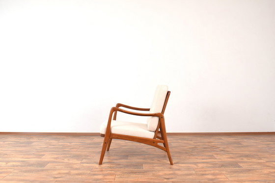 Image 1 of Mid Century Deense Teakhouten Loungestoel, 1960S.