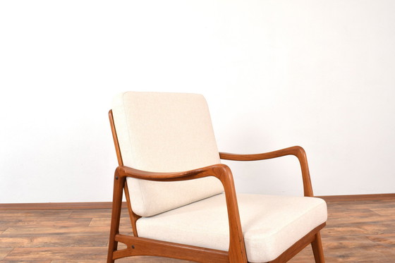 Image 1 of Mid Century Deense Teakhouten Loungestoel, 1960S.