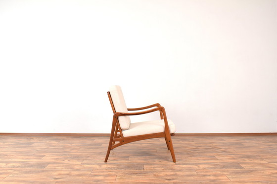 Image 1 of Mid Century Deense Teakhouten Loungestoel, 1960S.