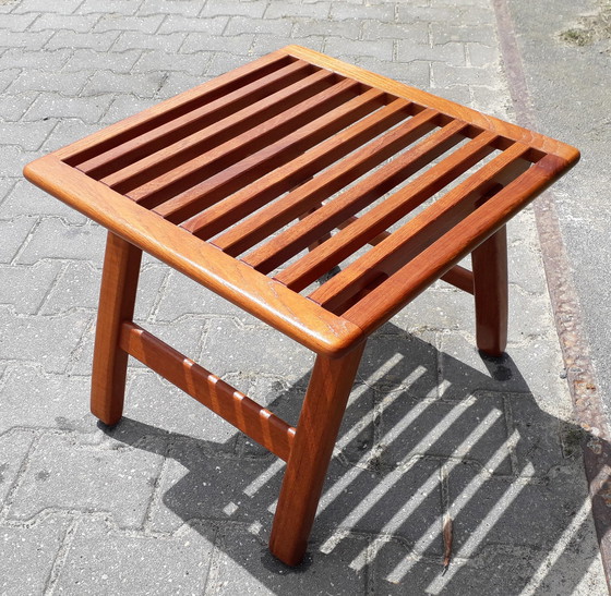 Image 1 of Teak bijzettafeltje voetenbankje 50x50x41(h) cm