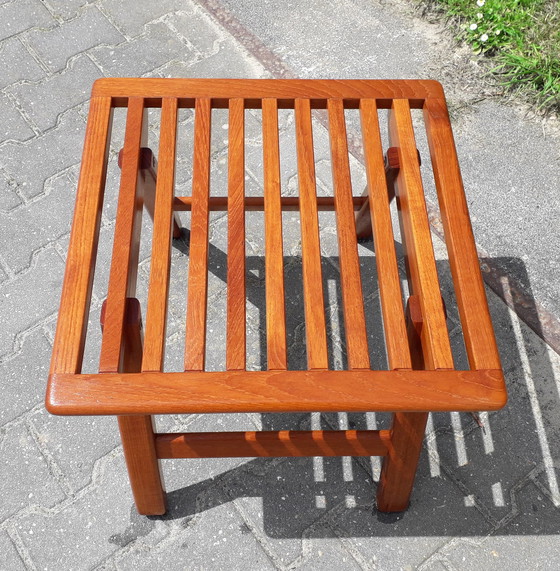 Image 1 of Teak bijzettafeltje voetenbankje 50x50x41(h) cm